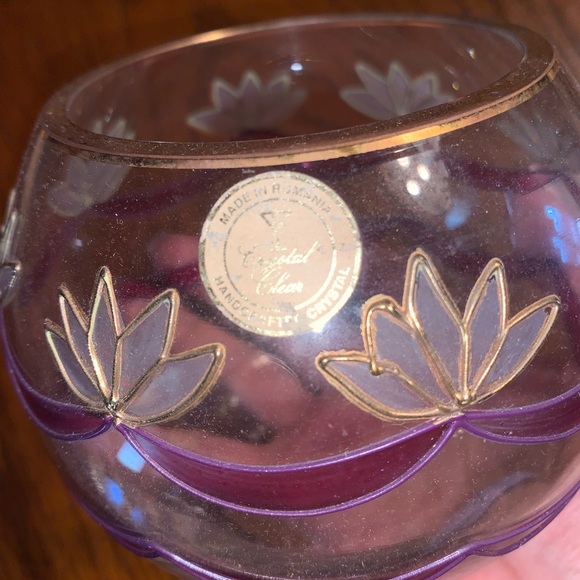 Decorative Crystal Round Vase - Picture 2 of 5